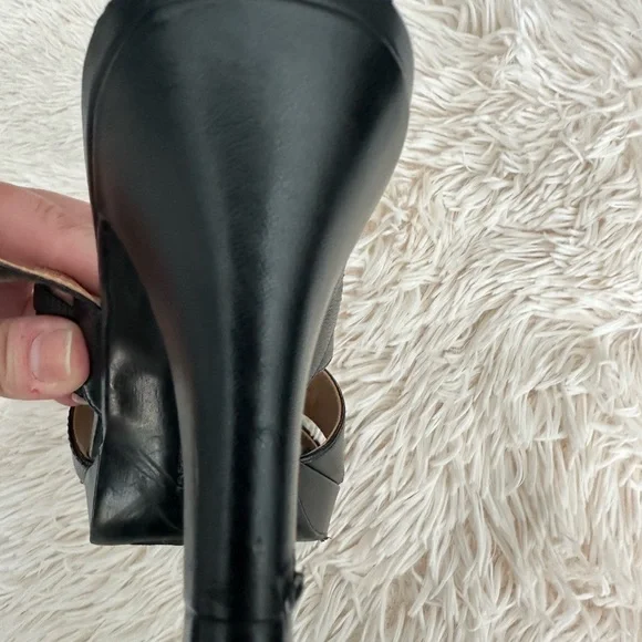 Elegant Black Strappy Heels - Picture 10 of 14